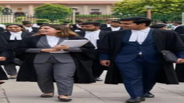 Judicial Service में 3 साल की Practice Rule घटाकर 1 साल: सुप्रीम कोर्ट का बड़ा फैसला